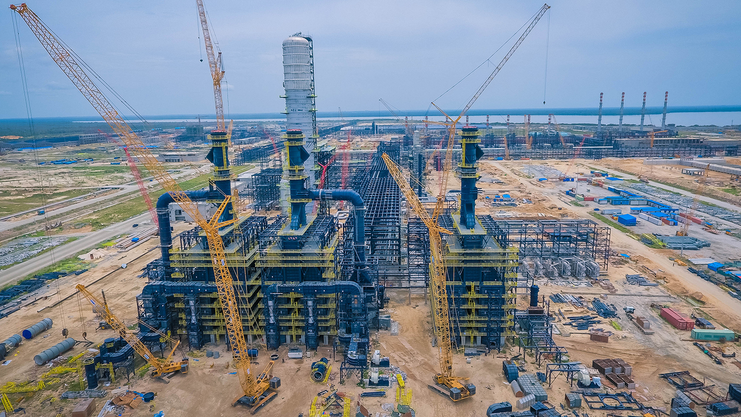 Sulzer’s internals will be featured in all 65 separation columns at Dangote Refinery.